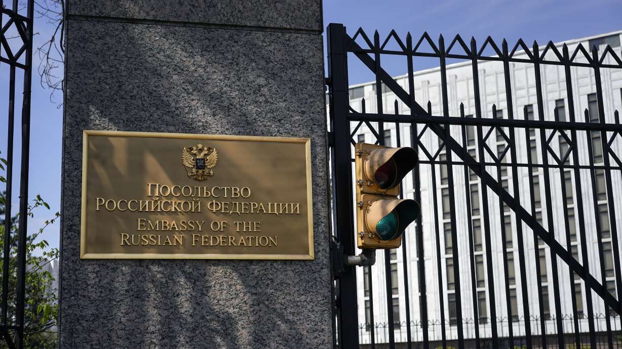US says Russia was given Trump campaign polling data in 2016