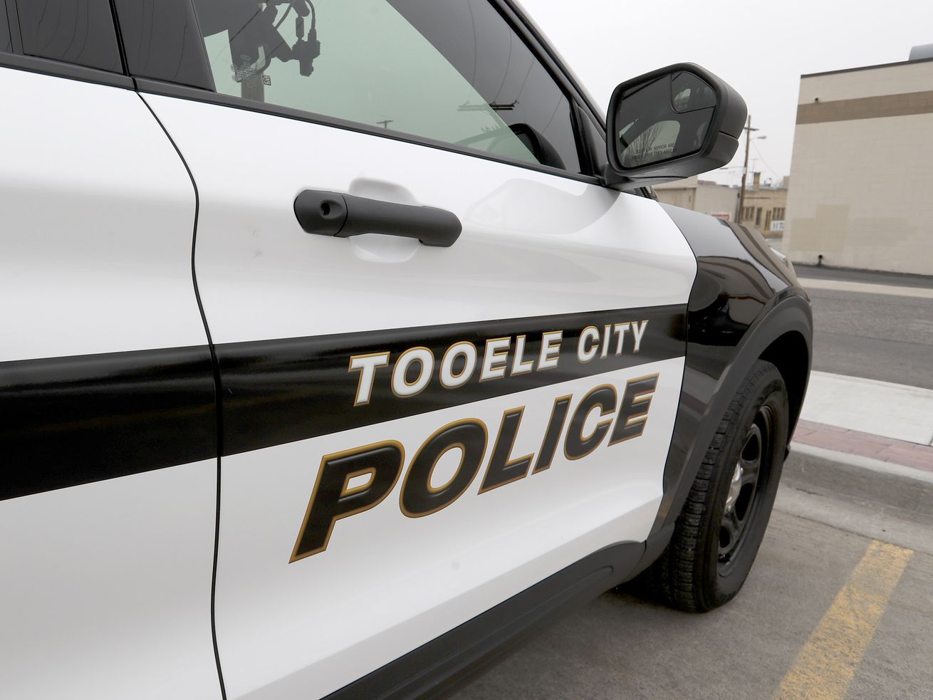 A woman died early Friday after a crash on state Route 112, police said. 