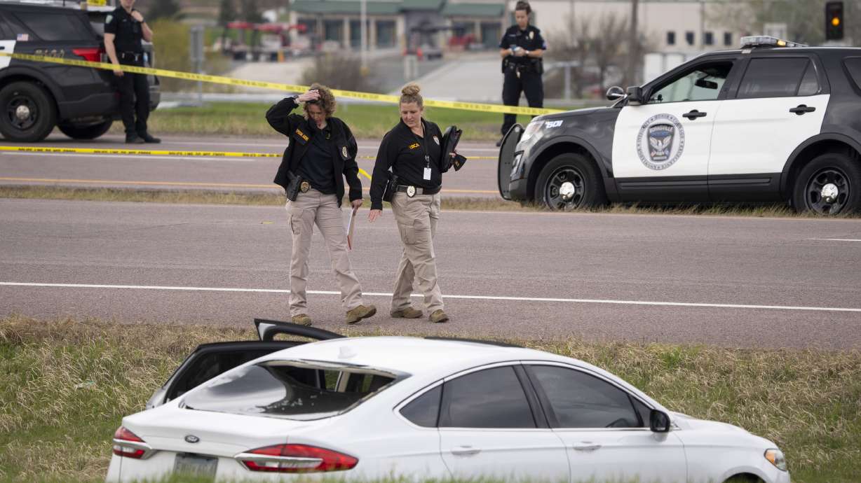 Suburban Minneapolis police shoot, kill alleged carjacker