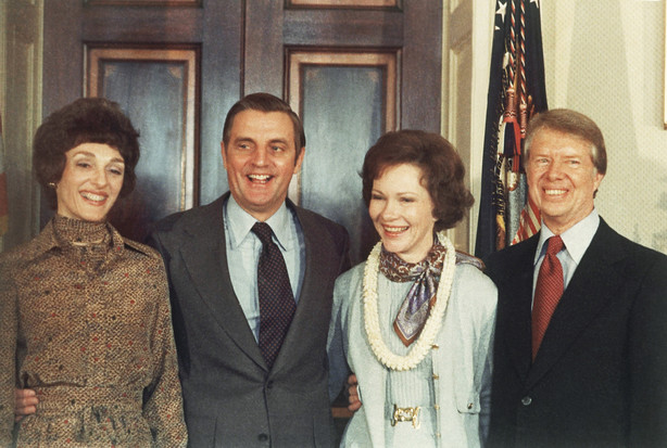 FILE - In this Jan. 21, 1977, file photo, President Jimmy Carter, right, and Rosalynn Carter, second from right, pose with Vice President Walter Mondale and wife, Joan Mondale, left, following Carter's inauguration in the White House Blue Room in Washington.
