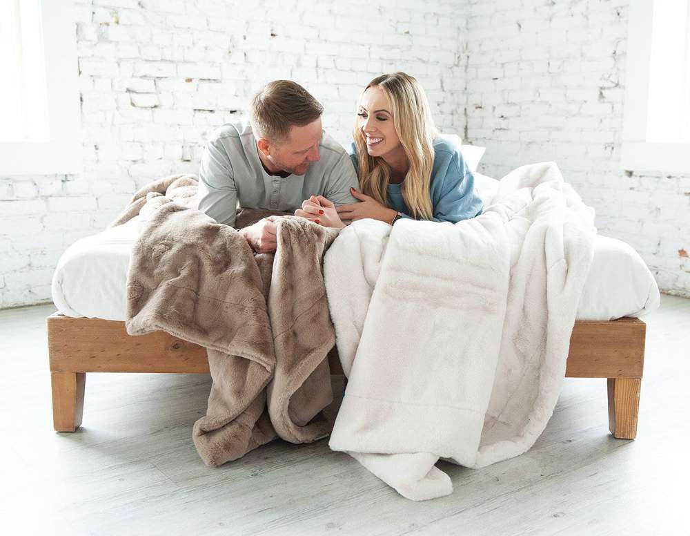 10 simple ways to show your wife you love her today