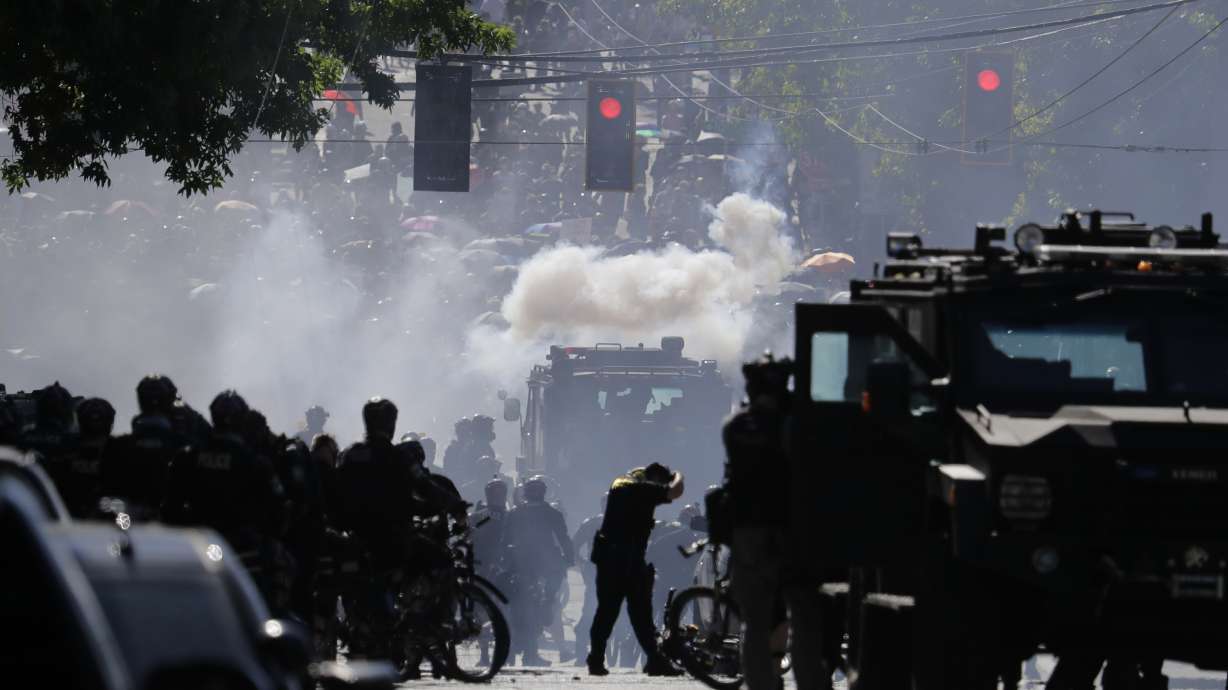 Seattle police watchdog calls officer's actions dangerous