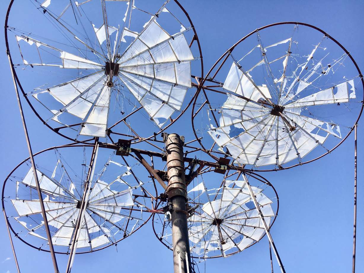 Using sheets of plastic referred to as “lenses,” a Utah-based company made bold promises to customers.