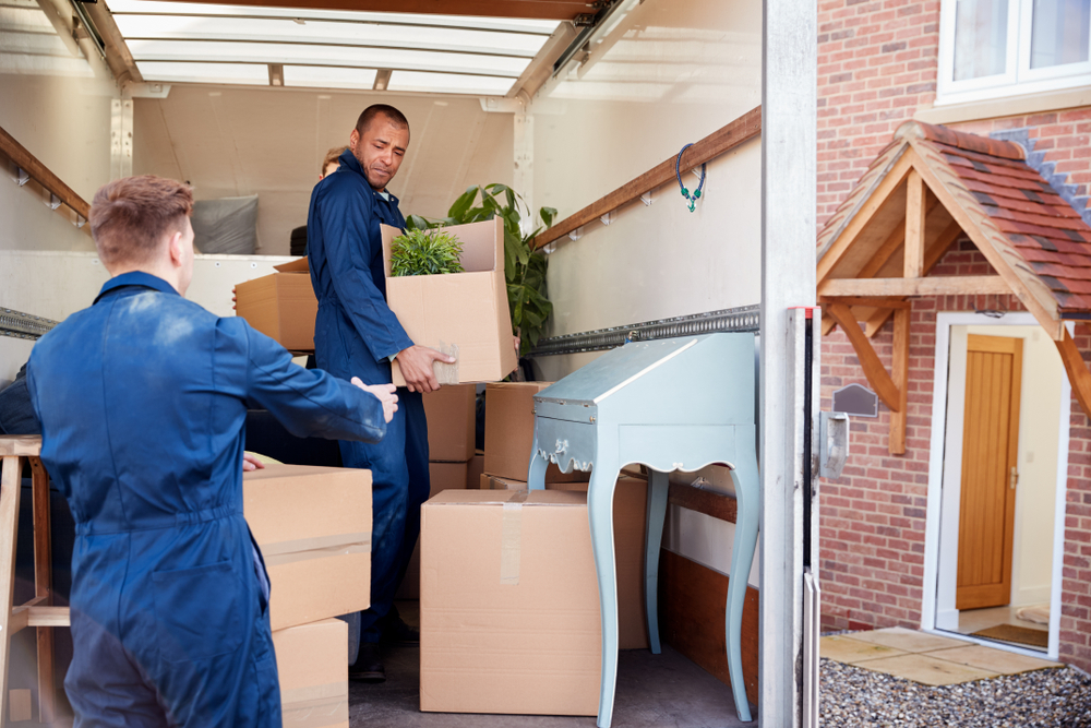 Moving soon? This is why you should hire a moving company