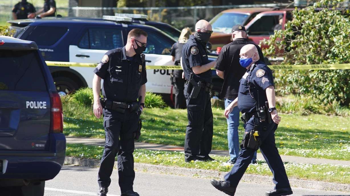 Shooting highlights lack of body cams among Portland police