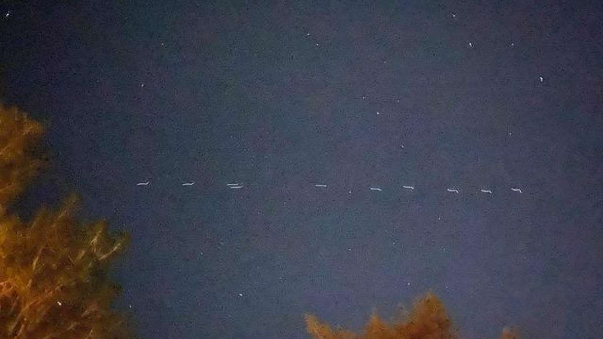 Nope, not UFOs this time either: Lights seen in night sky by Utahns are Starlink satellites