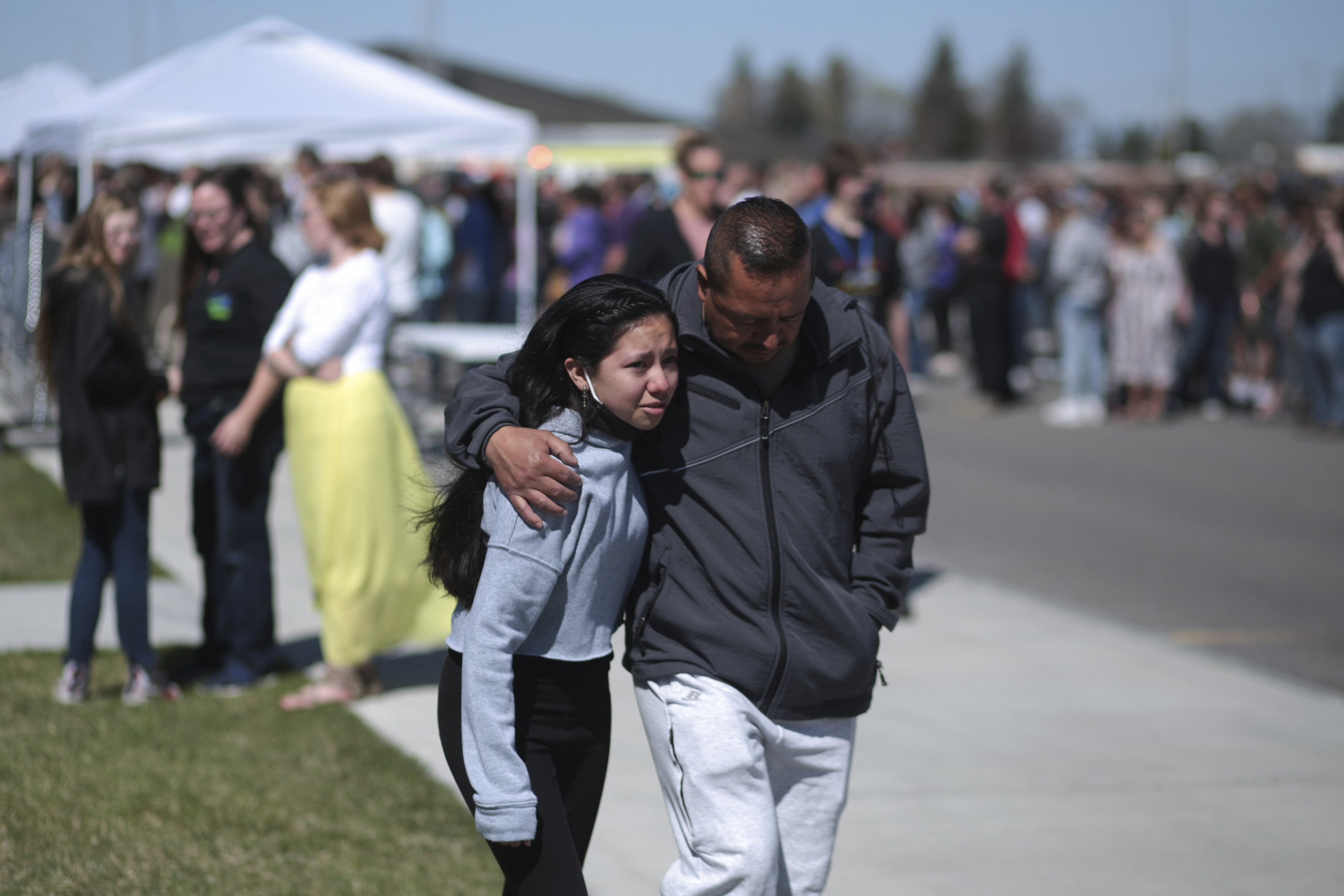 Sheriff: Girl shoots 3 at Idaho school; teacher disarms her