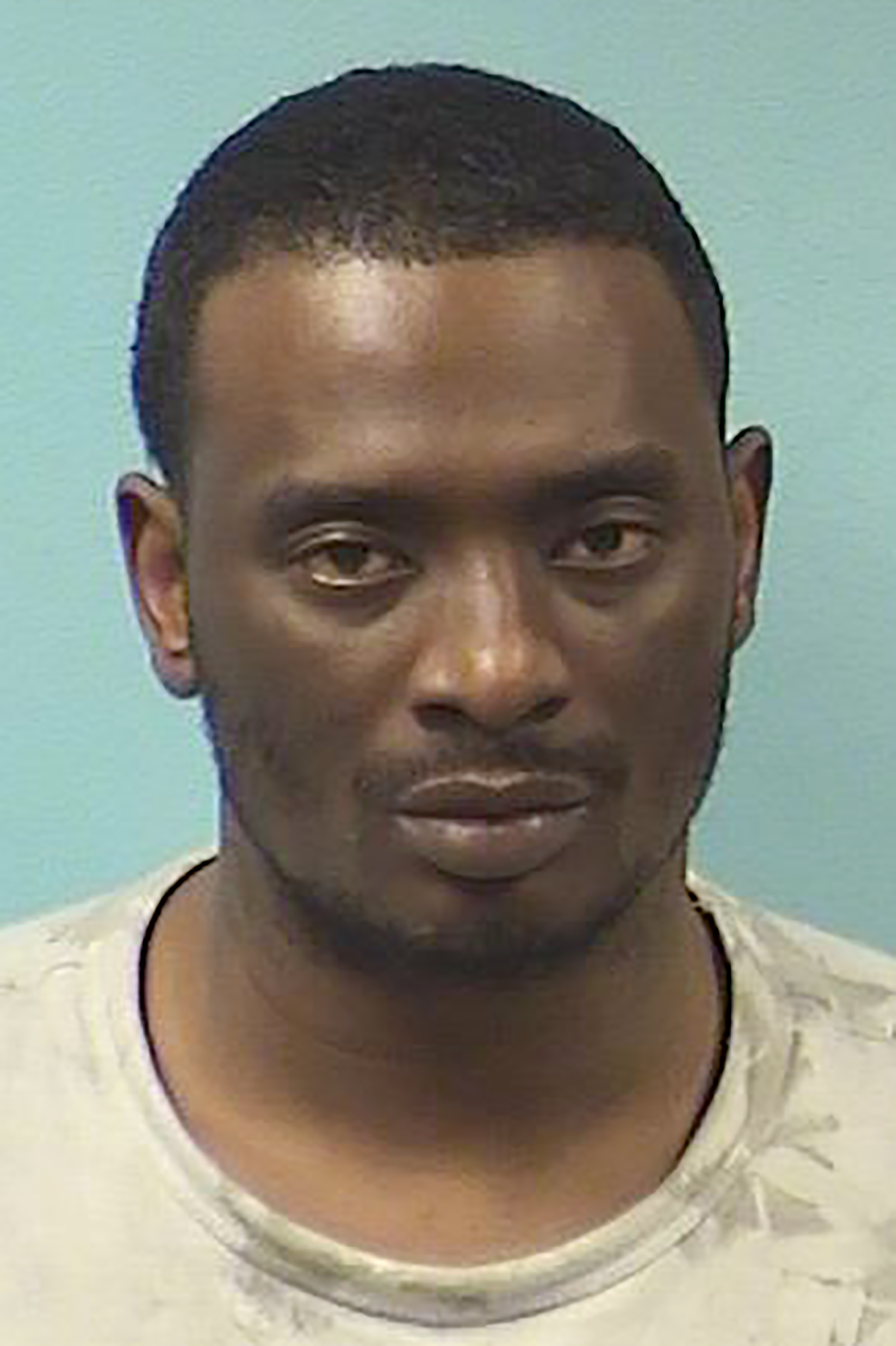 Man charged in Minnesota bank hostage case