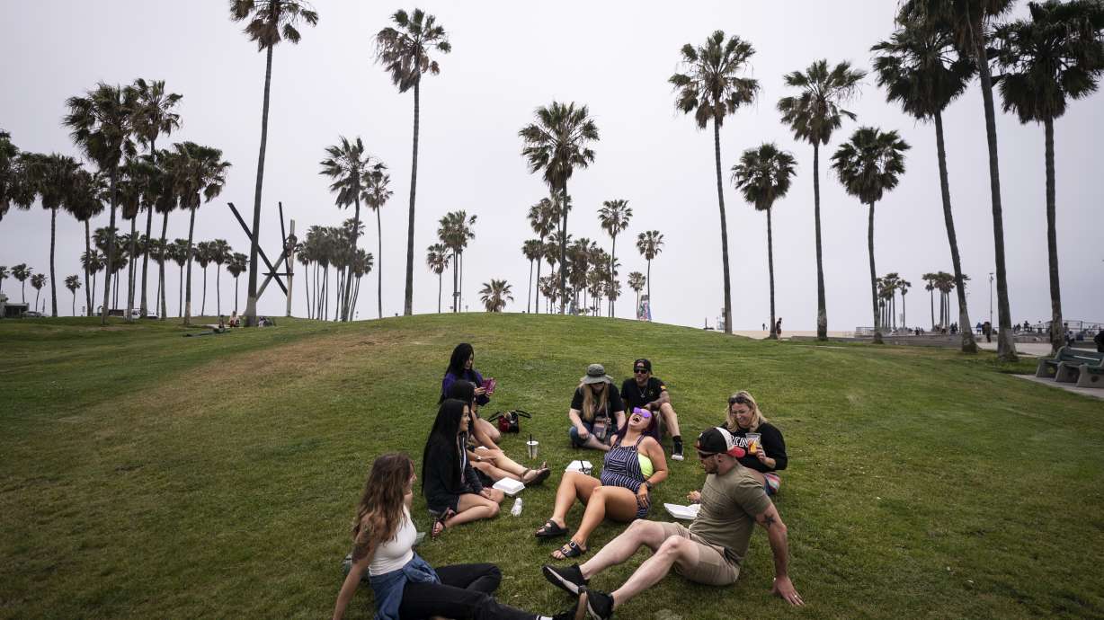 Taming the virus: US deaths hit lowest level in 10 months