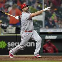 AP source: Albert Pujols signing with Los Angeles Dodgers