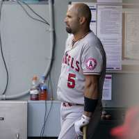 Pujols moves to Dodgers, disputes Angels' everyday claims