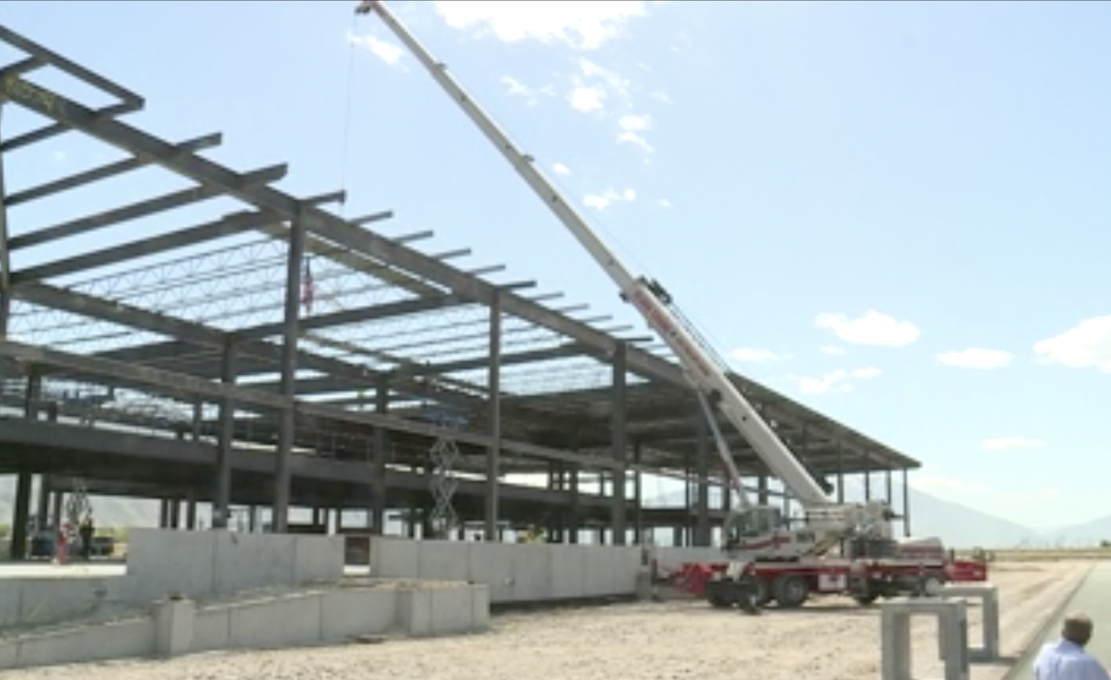 New Provo airport terminal expected to arrive on time despite minor bumps