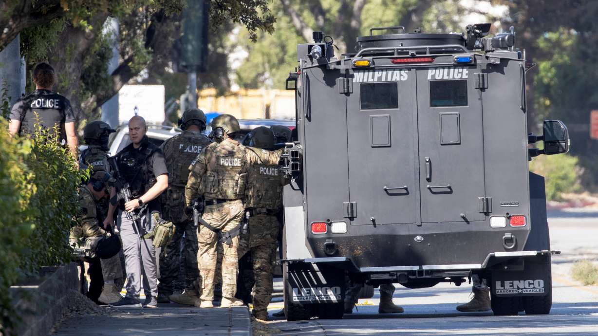 Police secure the scene of a mass shooting at a rail yard run by the Santa Clara Valley Transportation Authority in San Jose, California, U.S. May 26, 2021. REUTERS/Peter DaSilva