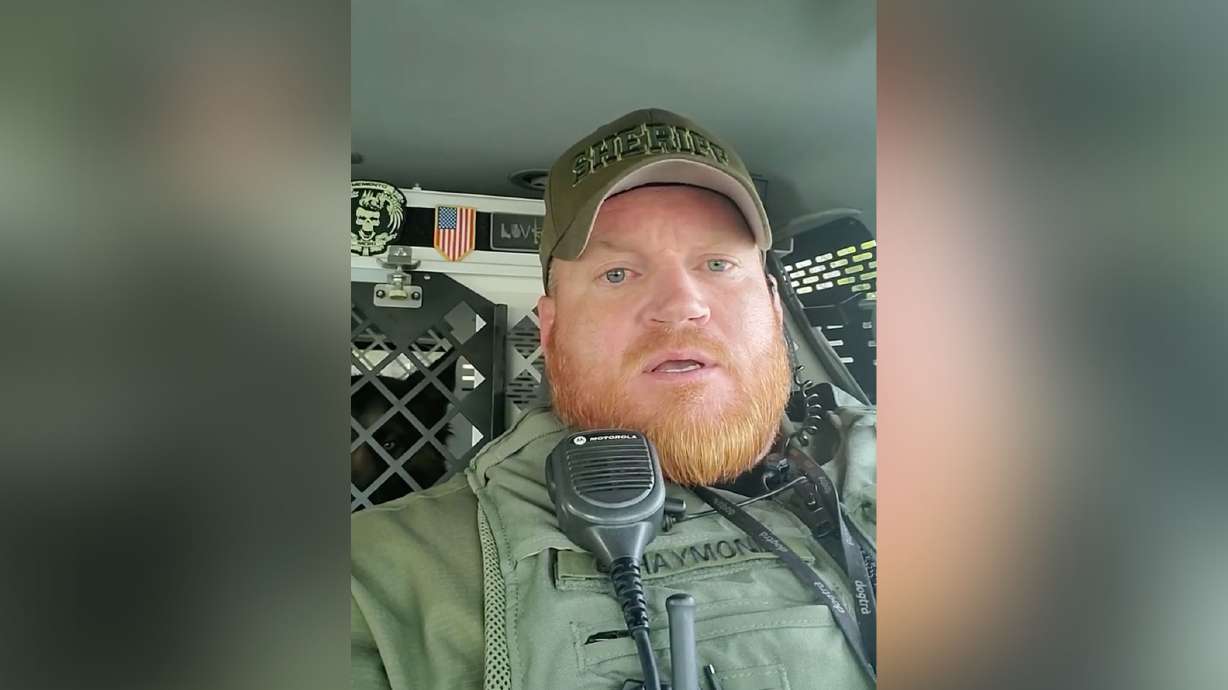 VIDEO: Utah County deputy seeks help in finding young man who offered to pay for meal