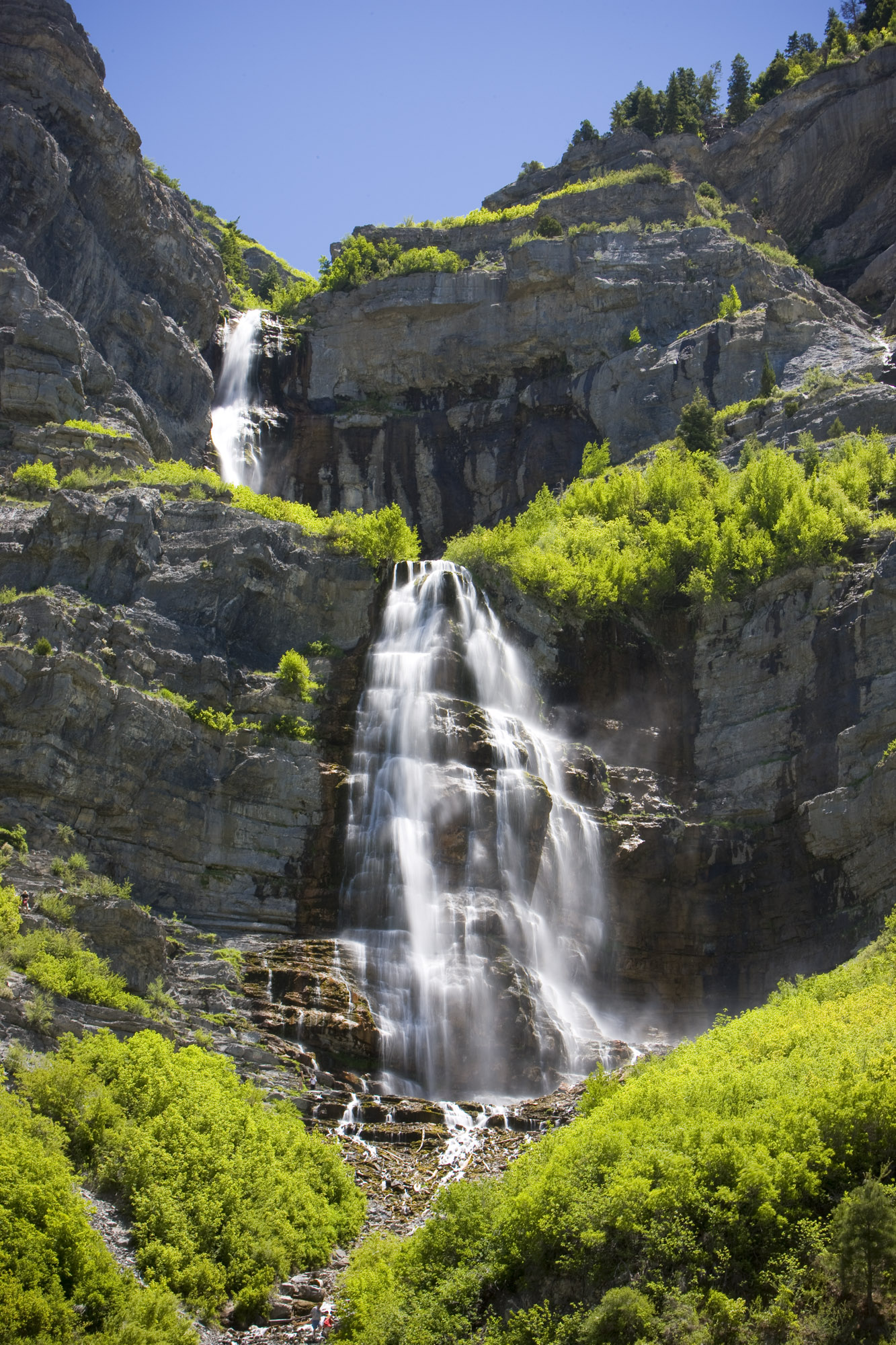 7 waterfalls in Utah County perfect for hot days or just a dose of natural scenic beauty