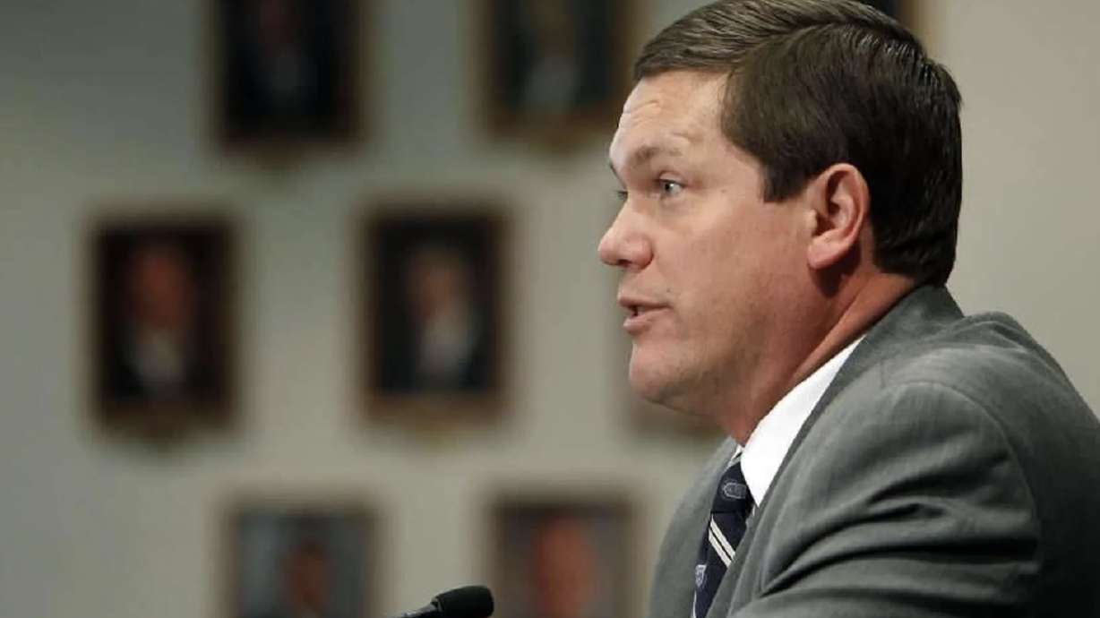 Former Weber County attorney and Utah attorney general candidate Dee Smith has passed away, his family confirmed on June 4, 2021.