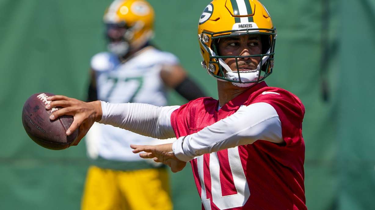 Green Bay Packers' Jordan Love runs a drill during an NFL football minicamp Tuesday, June 8, 2021, in Green Bay, Wis.
