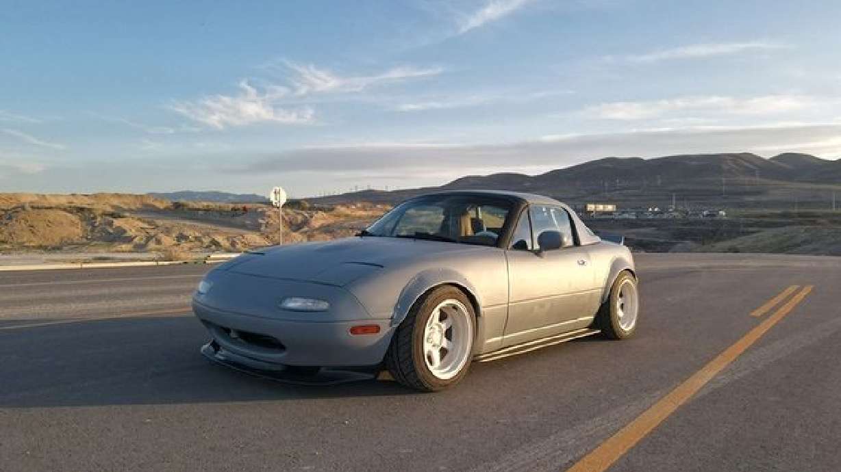 1992 Mazda MX-5 listed on KSL Cars