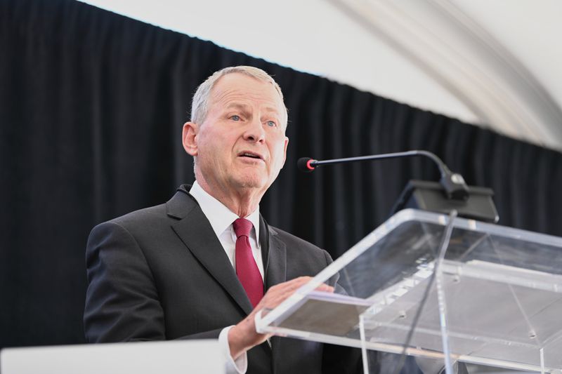 Church Historian and Recorder Elder LeGrand R. Curtis
Jr. spoke to a group at the 2021 Mormon History Association
Conference in Park City on June 6, 2021.