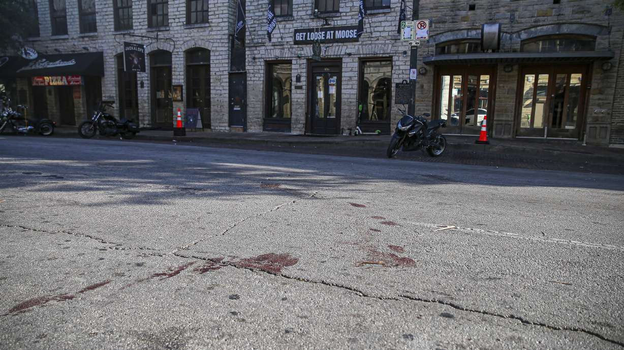 Man, 25, dies after downtown Austin shooting that wounded 14