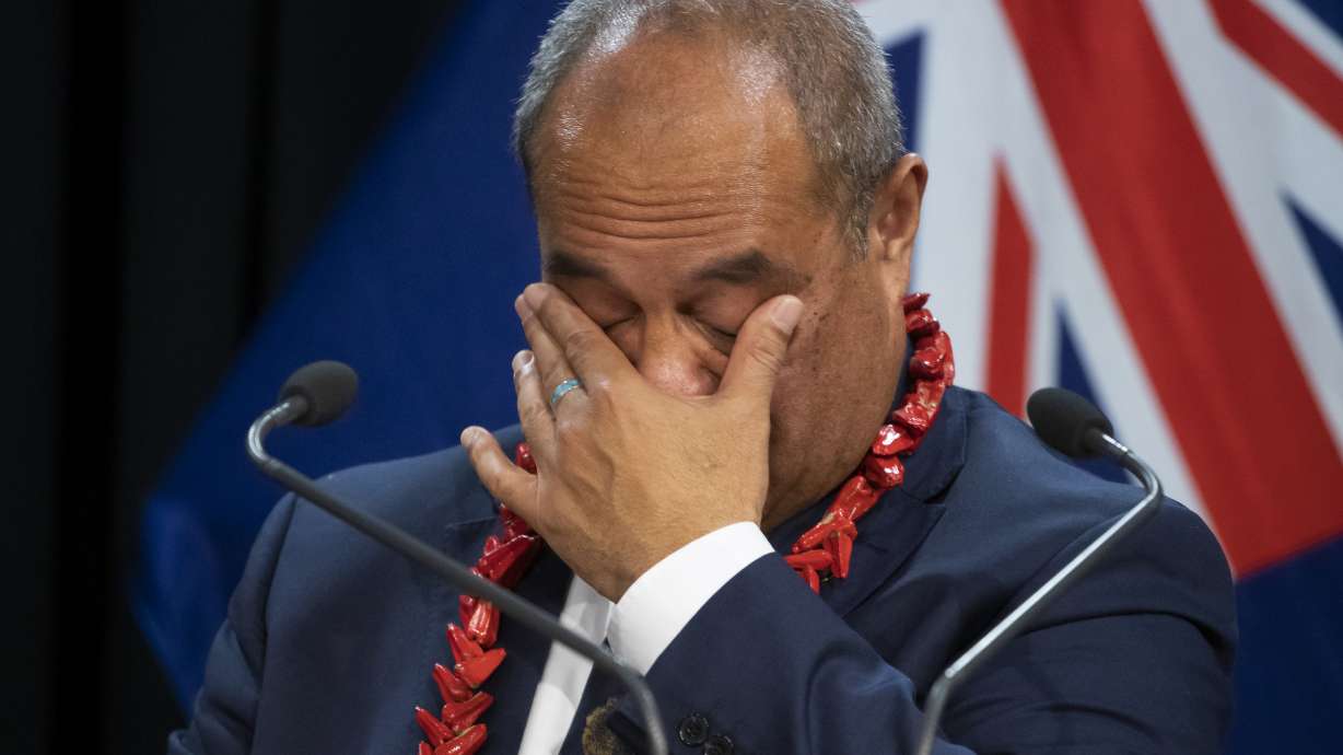 New Zealand apologizes for 1970s raids on Pacific people