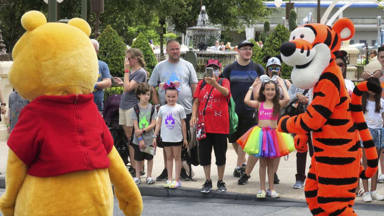 Vaccinated visitors soon can take off masks at Disney World