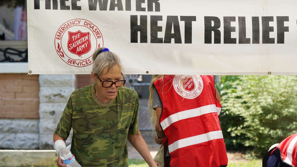 US West swelters in record-busting heat, risking wildfires