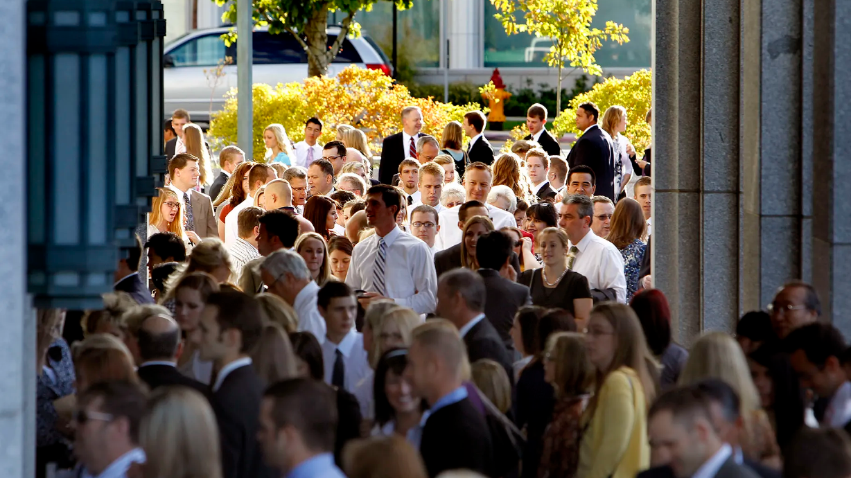 Conferencegoers file into the Conference Center prior to a session of the 181st Semiannual General Conference of The Church of Jesus Christ of Latter-day Saints on Oct. 2, 2011.