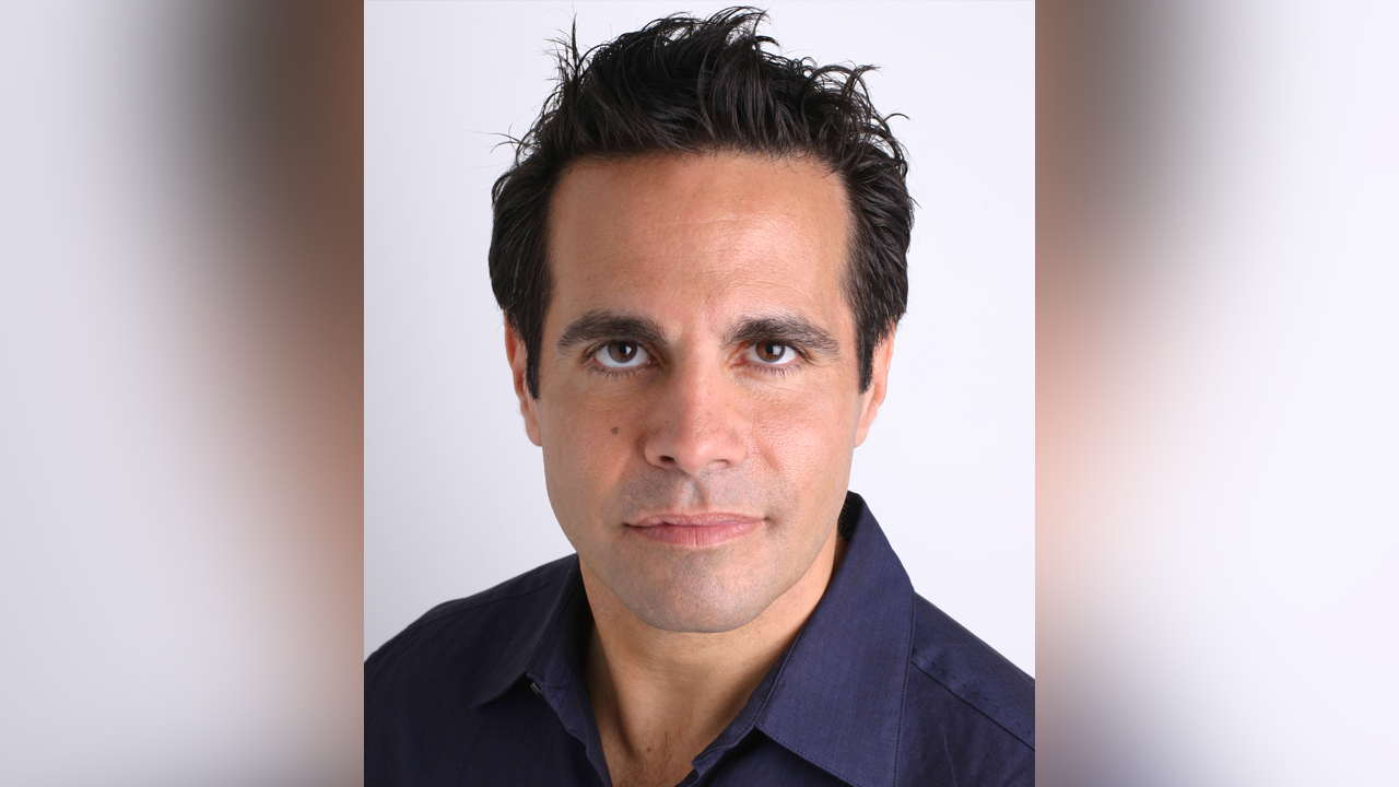 'Sex and the City' actor and comedian Mario Cantone is voicing Salt Lake County's radio ad campaign to encourage people to get the COVID-19 vaccine.