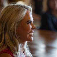 Utah mom launches gratitude campaign with goal of 10,000 thank-you cards