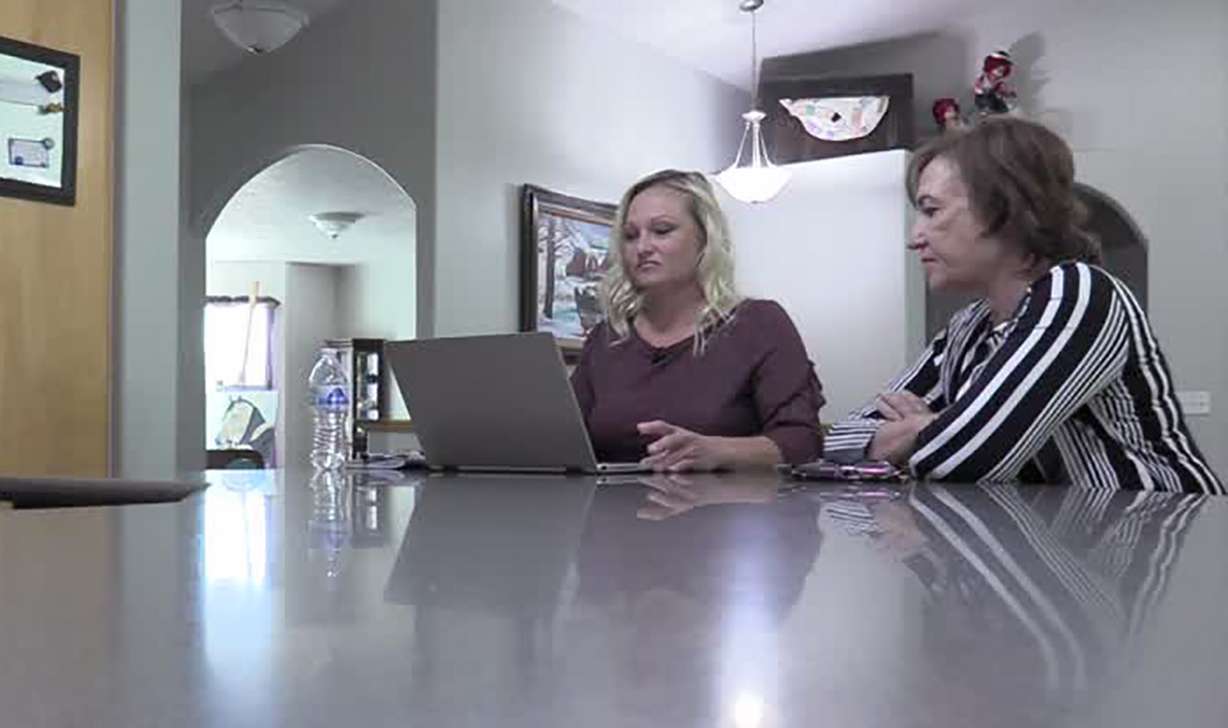 Linda Preece, left, contacted KSL TV on behalf of her mother, whose Robinhood account was taken over by an unauthorized person.