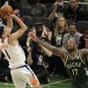 Suns' Booker seeks to bounce back from Game 3 struggles