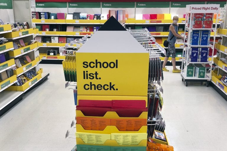 Back to school: Spending expected to hit record highs