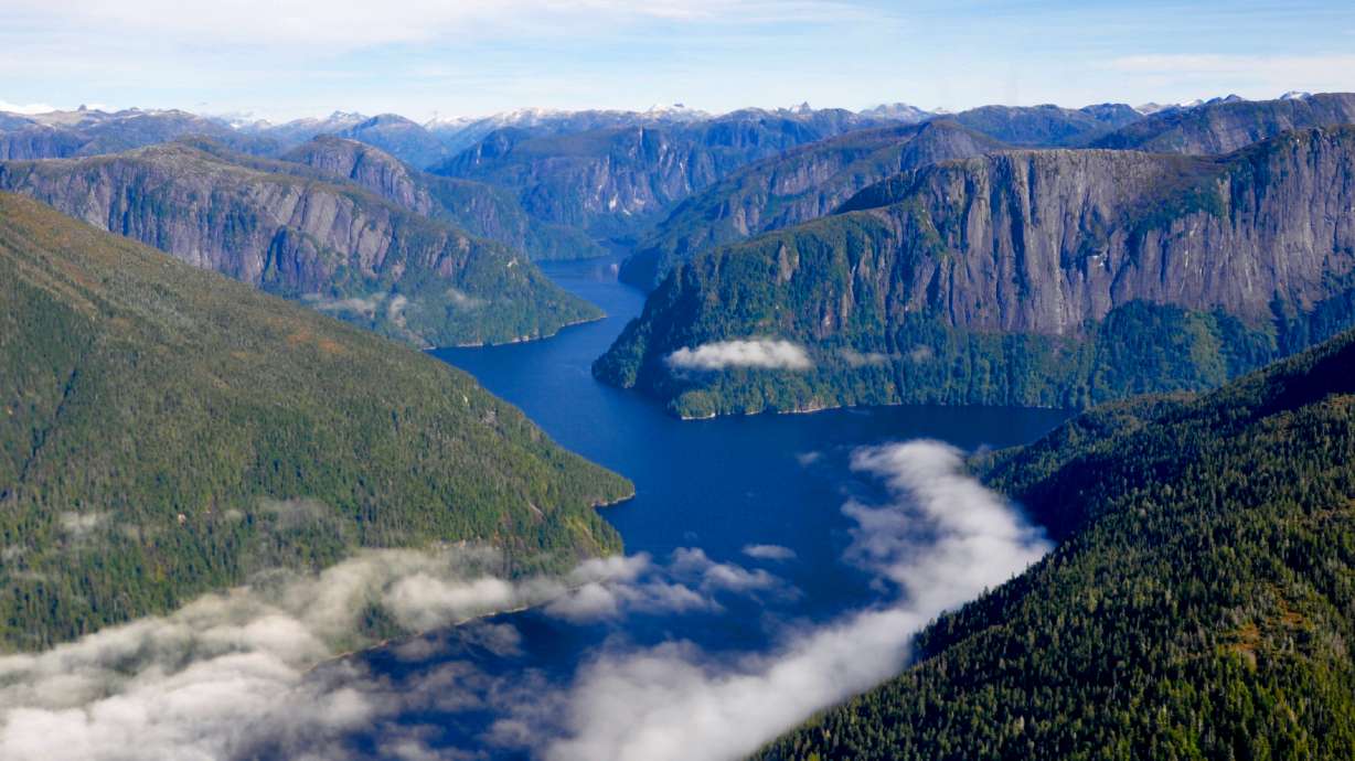 A sightseeing plane crashed Thursday in the area of Misty Fjords National Monument, near Ketchikan, Alaska, killing all six people on board, the U.S. Coast Guard said.