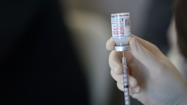 Gli studi hanno dimostrato che i vaccini danno ai sopravvissuti a Covid-19 un importante impulso immunitario Gli studi hanno dimostrato che i vaccini danno ai sopravvissuti a Covid-19 un importante impulso immunitario