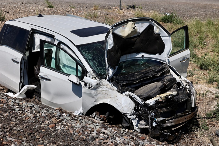 Mother, 4 kids injured after car collides with train in Spanish Fork