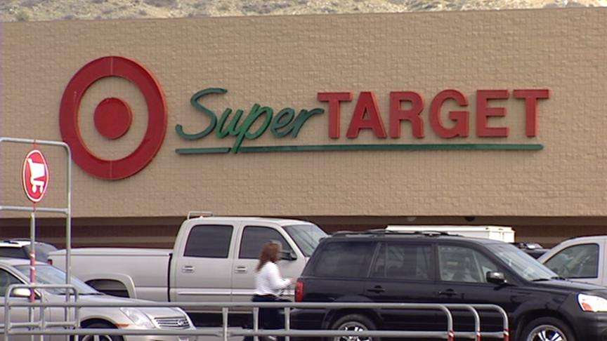 Police Searching for Man Who Groped Young Girl