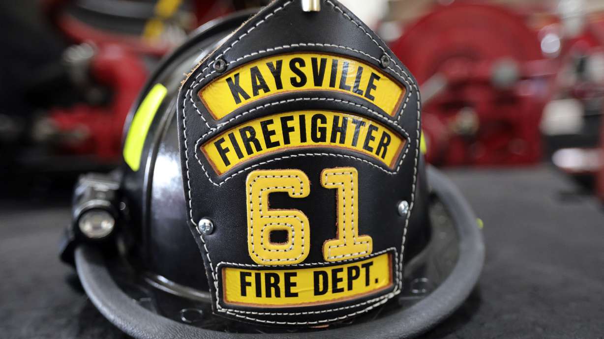 A Kaysville firefighter has been sentenced to jail and four years of probation for having a sexual conversation with an undercover officer pretending to be a teenage girl.