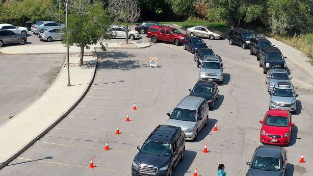 유타주는 목요일 1,885명의 새로운 코로나바이러스 사례와 15명의 사망자를 확인했습니다. 유타주는 목요일 1,885명의 새로운 코로나바이러스 사례와 15명의 사망자를 확인했습니다.