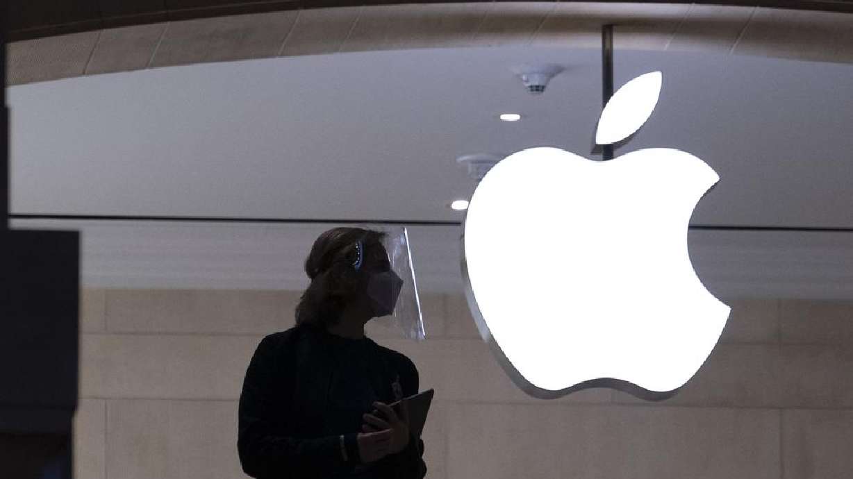 Security researchers warned Apple as early as 2019 about vulnerabilities in its AirDrop wireless sharing function that Chinese authorities claim they recently used to track down users of the feature, the researchers told CNN.