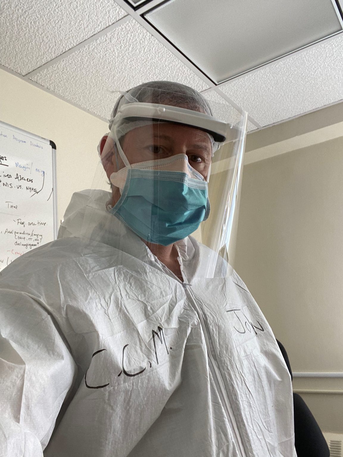 Dr. Jon Boltax volunteered to treat patients in New York City during the early days of the COVD-19 pandemic.