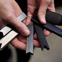 Health experts warn of vaping dangers and link to pulmonary disease