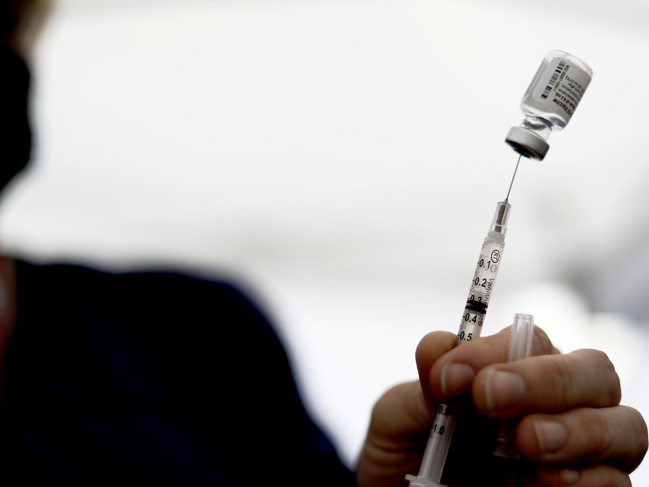 Researchers believe omicron COVID variant will reach Utah, sooner or later