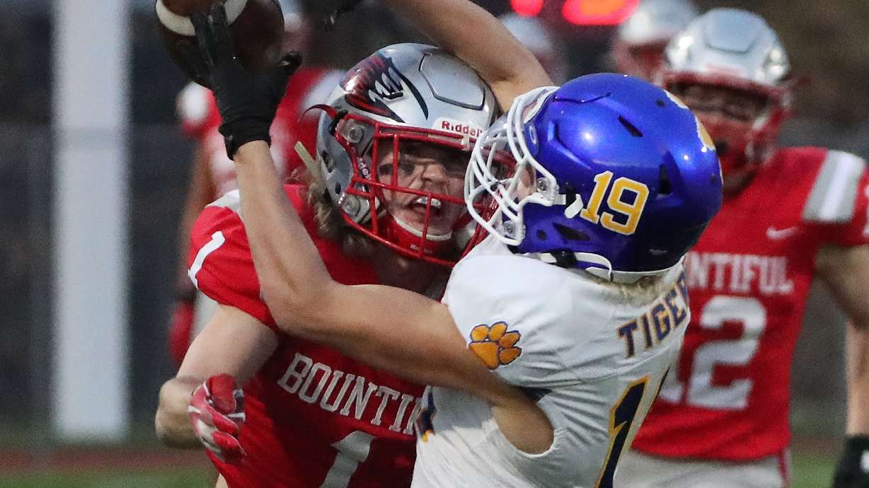 Orem and Bountiful compete in the 5A quarterfinal football game in Bountiful on Friday, Nov. 5, 2021. Orem won 40-33.
