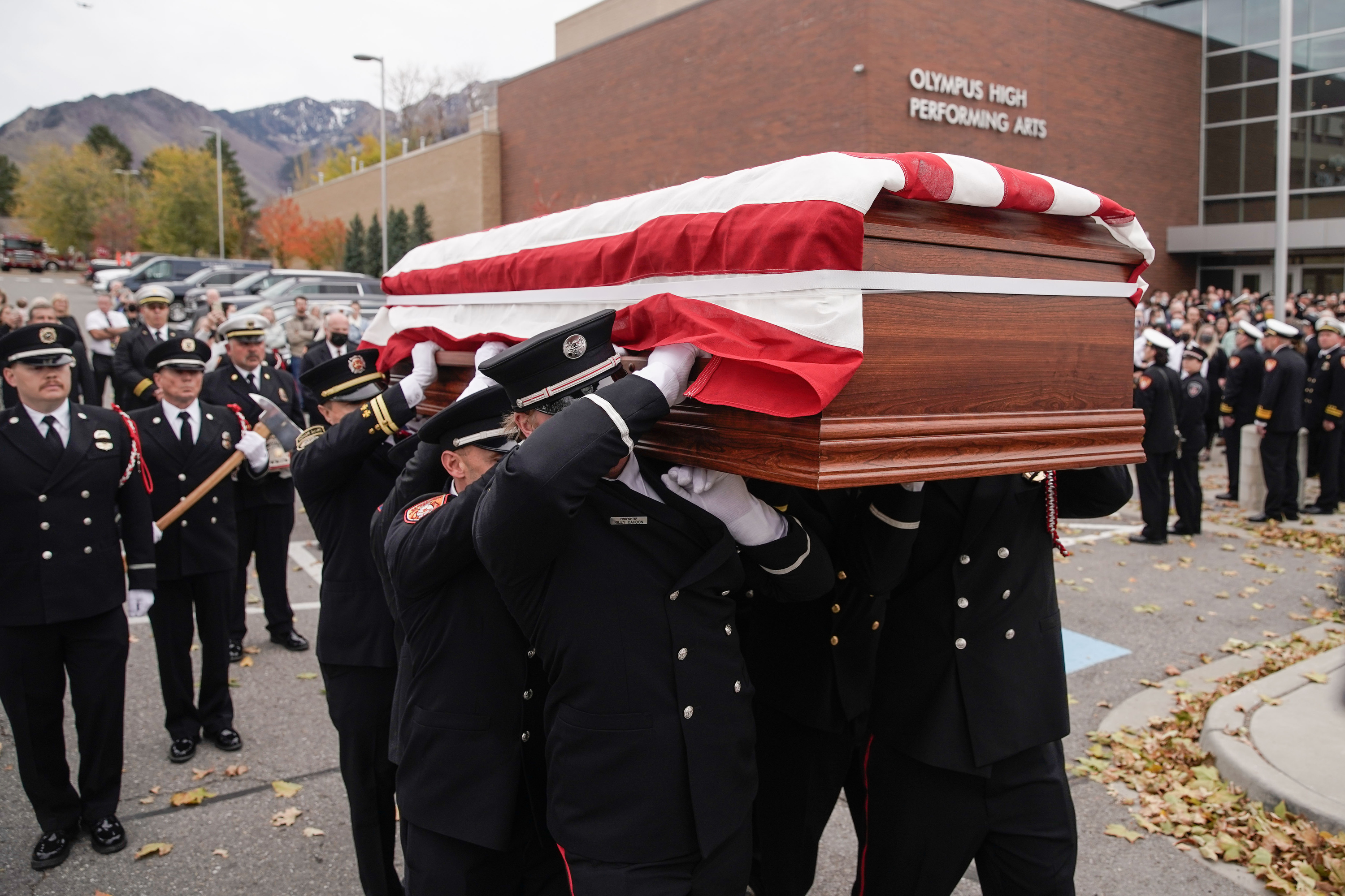 Firefighters, family mourn the loss of Capt. Bone who died after contracting COVID-19
