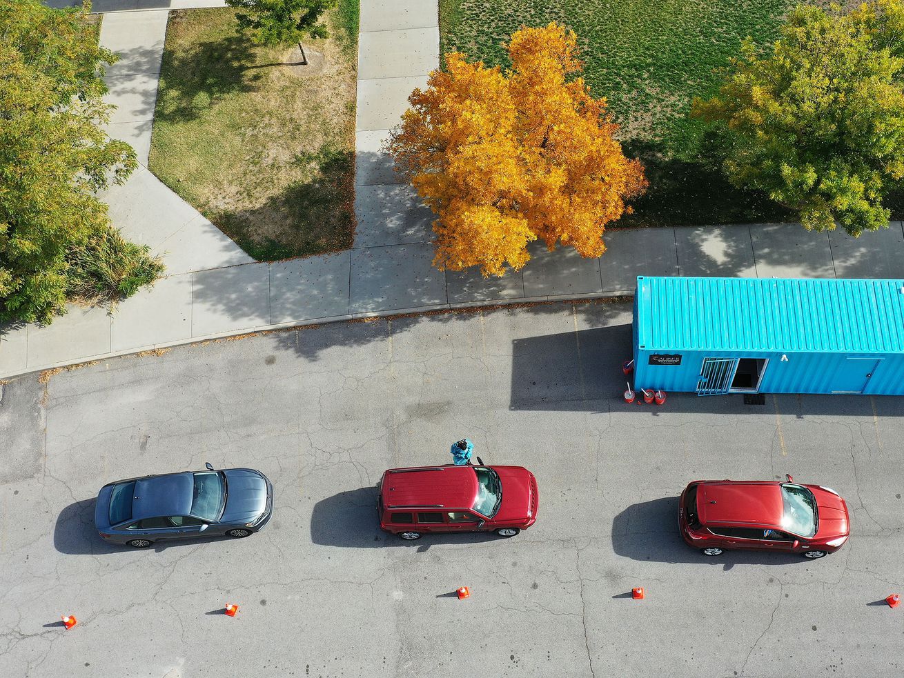 Three cars are lined up for COVID-19 testing at the
Mount Olympus Senior Center parking lot in Millcreek on
Oct. 5. Utah is one of five Mountain West states that make up
the nation’s largest swath of COVID-19 hot spots, stretching from
Montana to New Mexico.