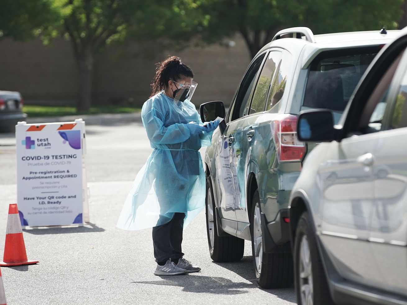COVID-19 testing is performed at the Mount Olympus
Senior Center parking lot in Millcreek on Oct. 5.