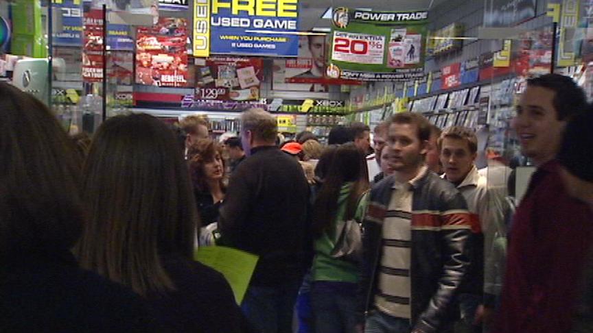 Fashion Place Mall Readies for ‘Black Friday'