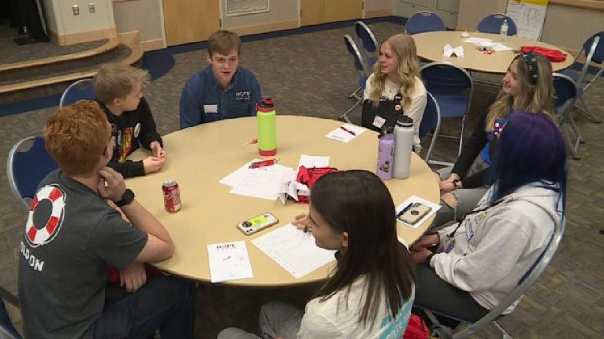 Hope Squad members learn how to recognize if a student is struggling and may need help.