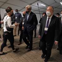 Nations compromise on coal to strike UN climate agreement